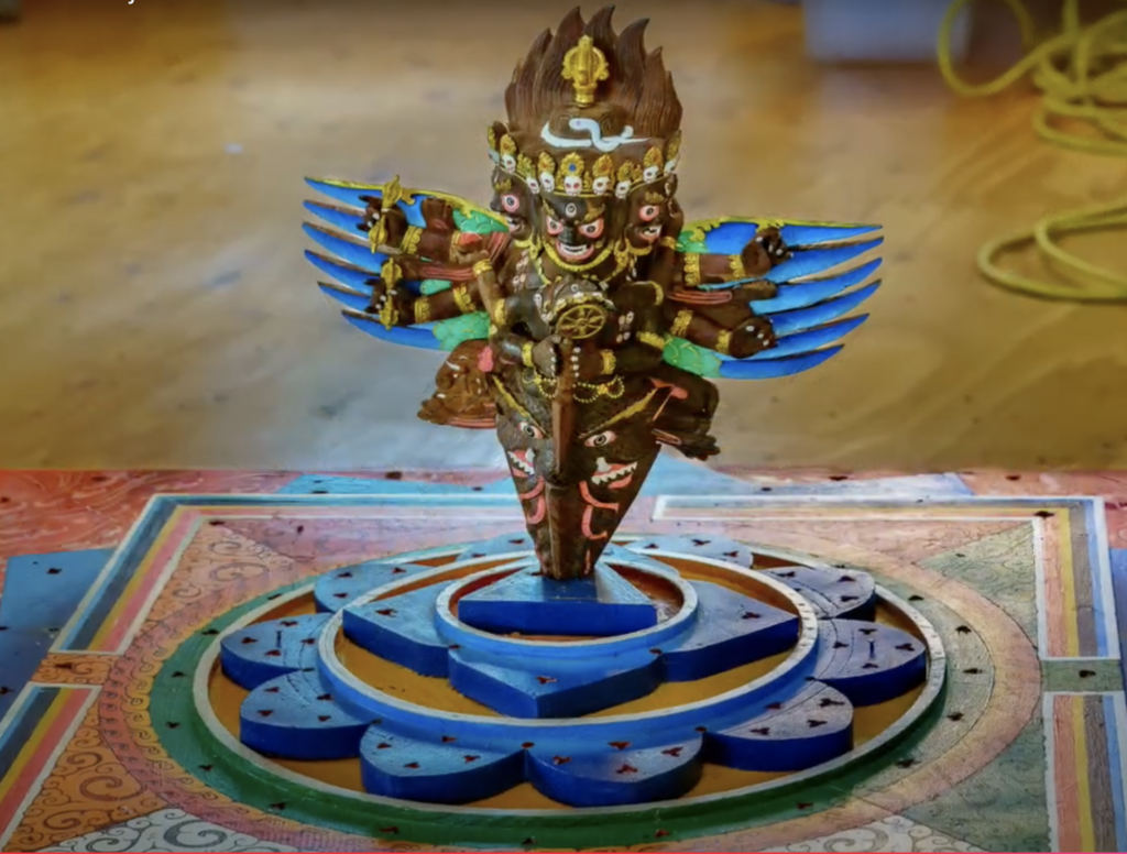 PhurbaPrincipal pintada